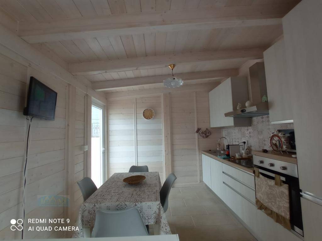 Casa indipendente a Ceglie messapica in Via Caracciolo - Foto 3