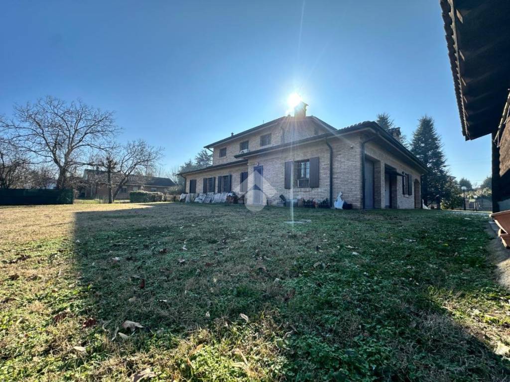 Villa a Castelnuovo rangone in Via S. Zeno - Foto 3