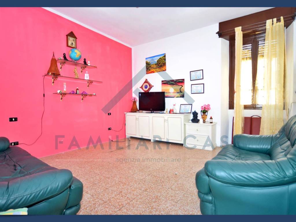 Casa indipendente a Golasecca in Via Roma - Foto 2