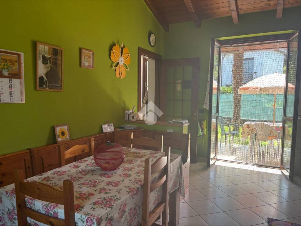 Villa a Castelletto sopra ticino in Via Ramacci - Foto 5