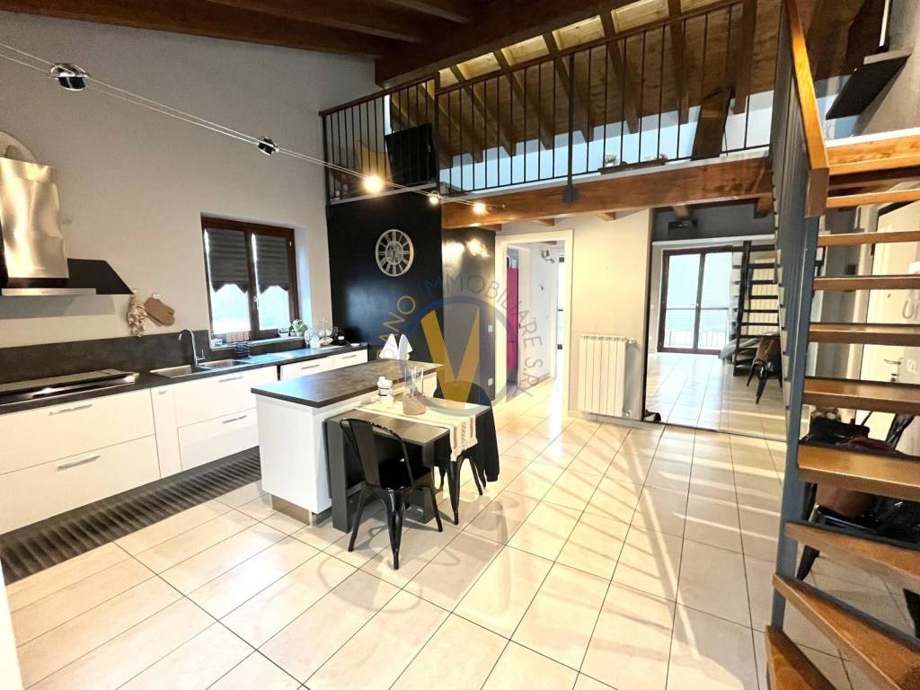 Appartamento a Arcisate in Via Don Marco Baggiolini-Ex Dovese, 10 - Foto 2