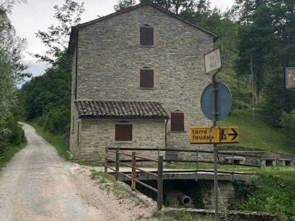 Rustico / casale a Borgo pace in Parchiule S.N.C. - Foto 3