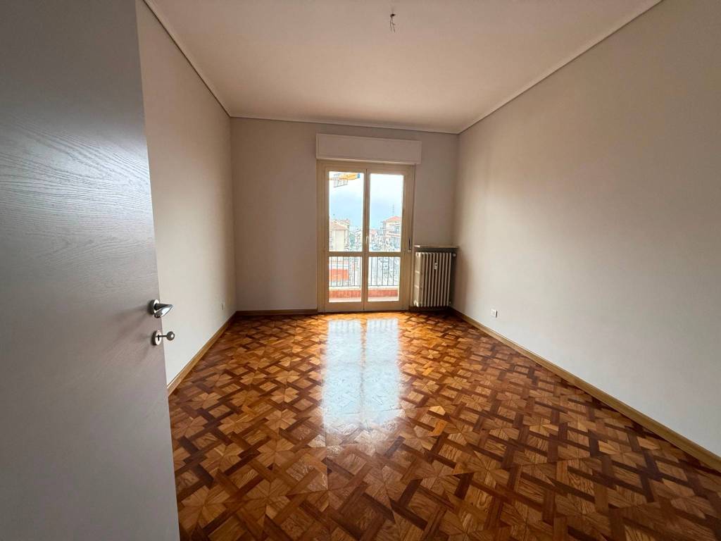 Appartamento a Dronero in Via Roberto Blanchi di Roascio, 4 - Foto 3