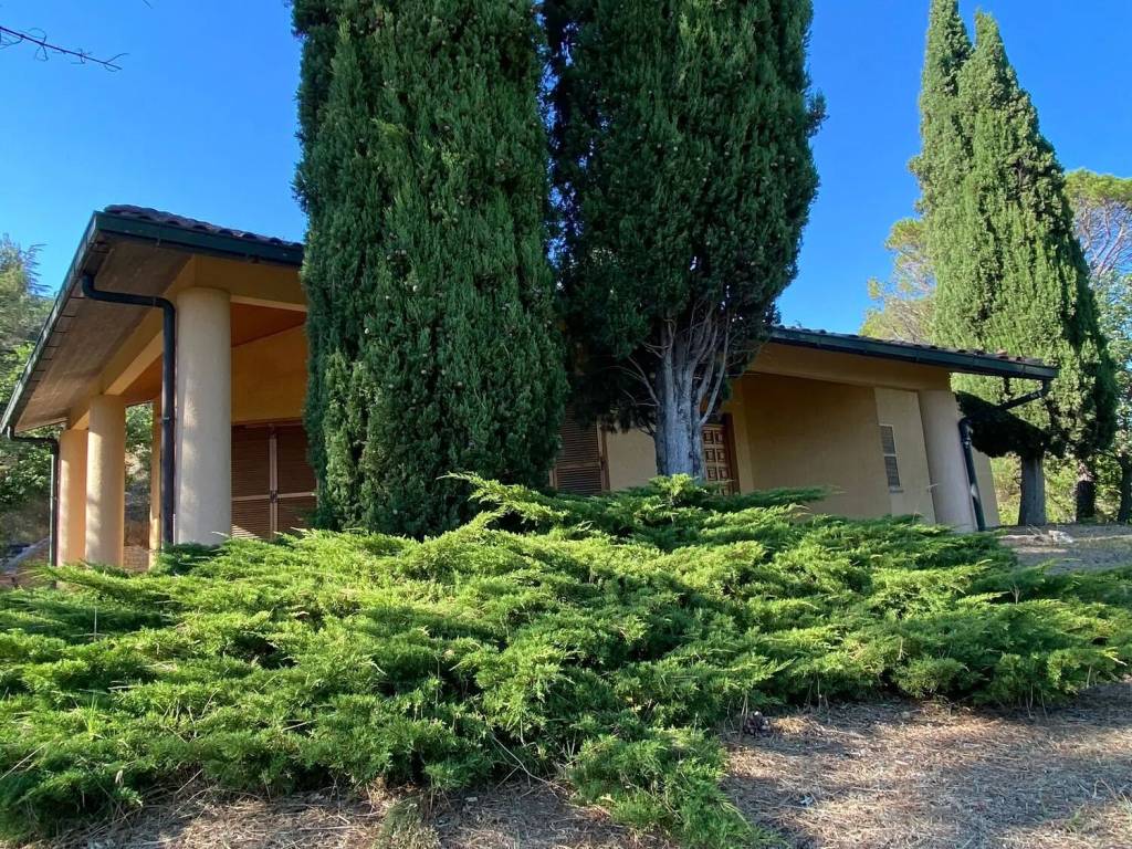 Villa a Sant'angelo in vado in Via Pianmeletese, 9 - Foto 2