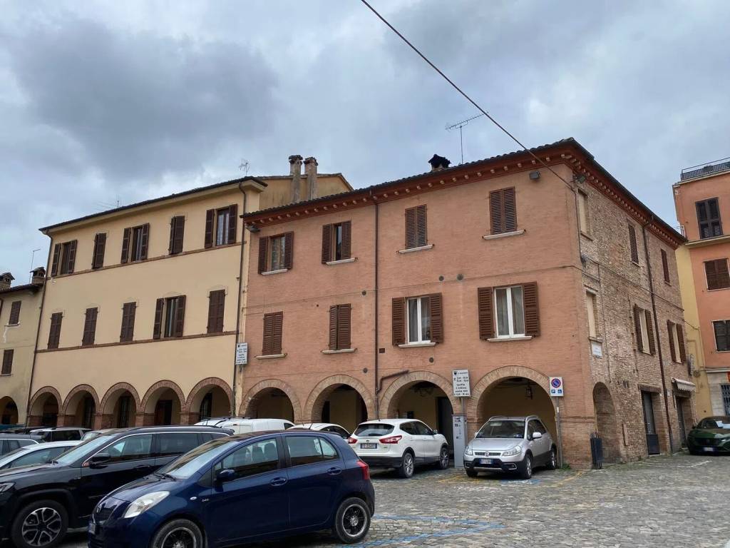 Appartamento a Urbania in Piazza Martiri Della Libertà, 10 - Foto 2