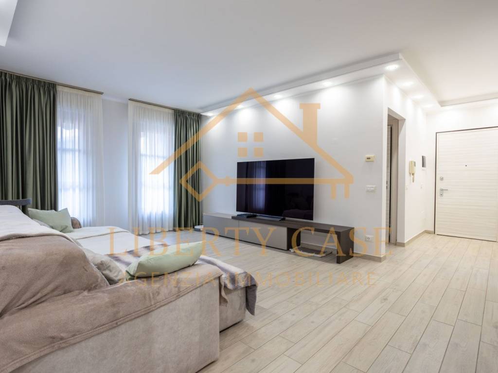 Appartamento a Vercelli in Via Giuseppe Chicco, 28 - Foto 3