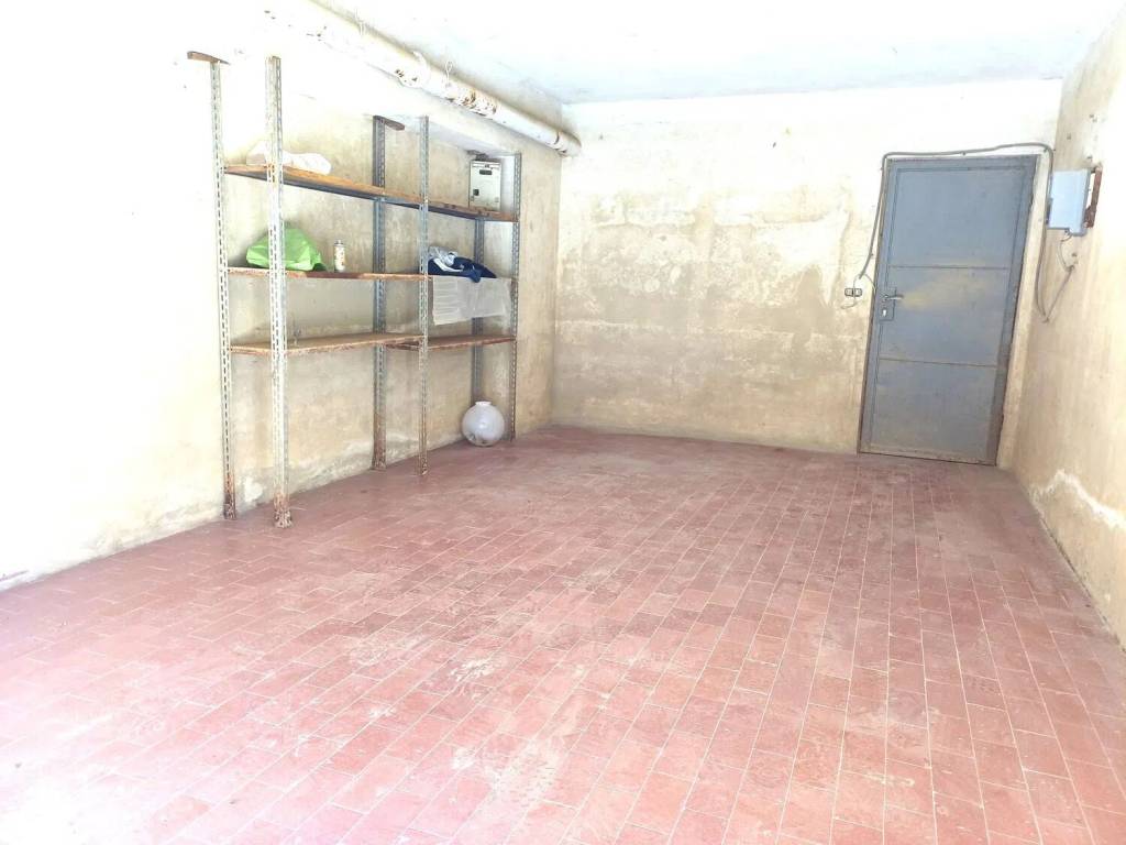 Box / garage a Soverato in Via C. Amirante, 45 - Foto 2