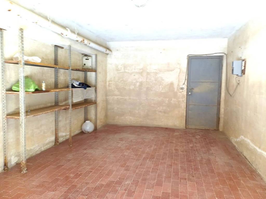 Box / garage a Soverato in Via C. Amirante, 45 - Foto 3