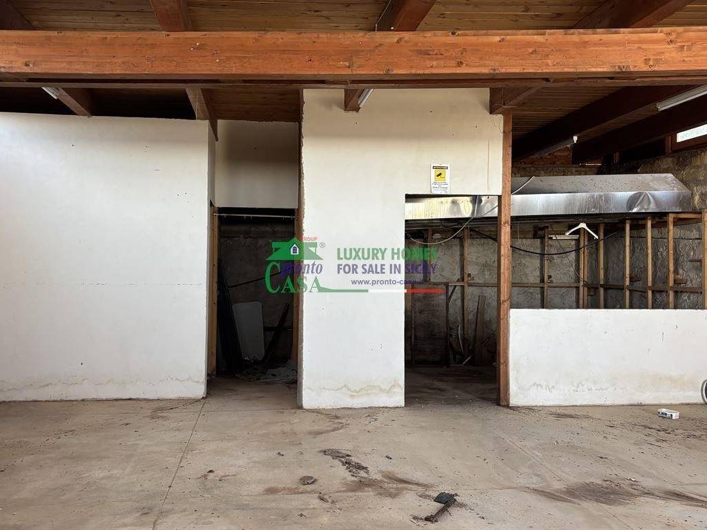 Box / garage a Santa croce camerina in circonvallazione pezza - Foto 5