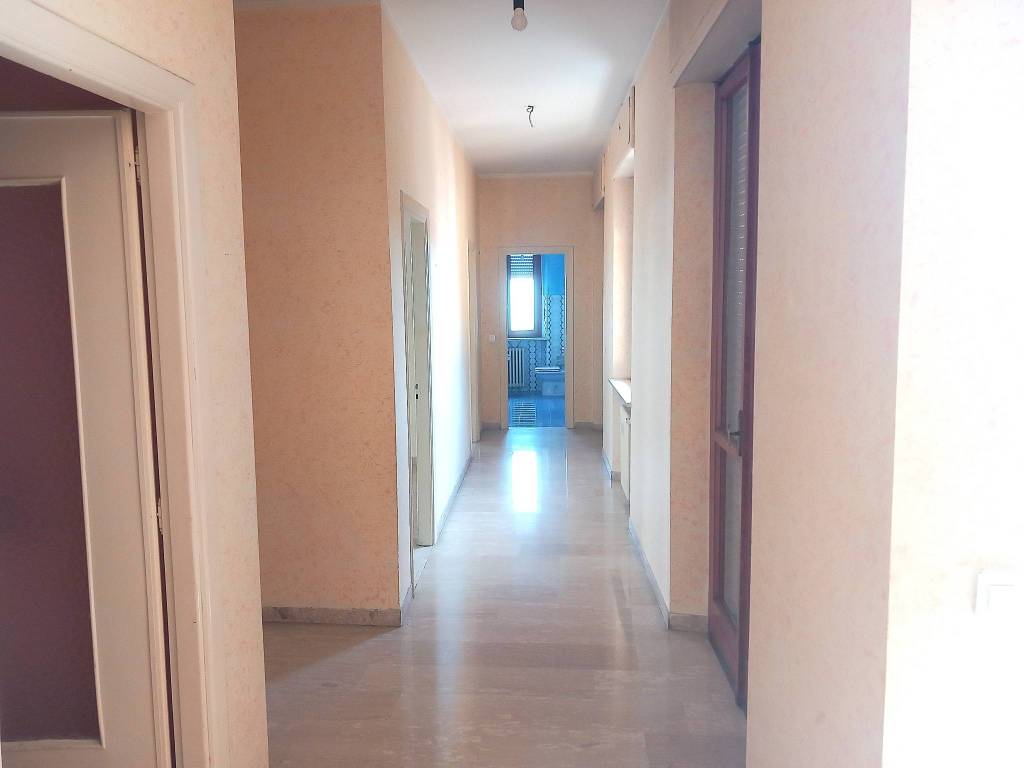 Appartamento a Montechiaro d'asti in Piazza Umberto I, 1 - Foto 4