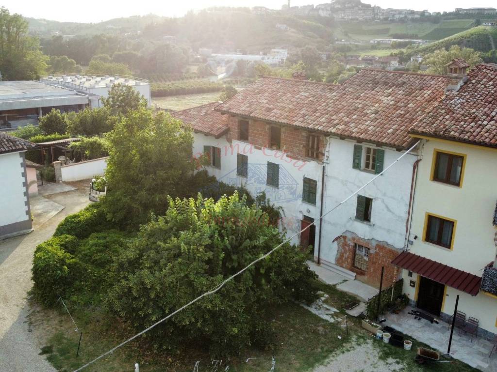 Rustico / casale a Castagnole delle lanze in Via Rivella - Foto 4