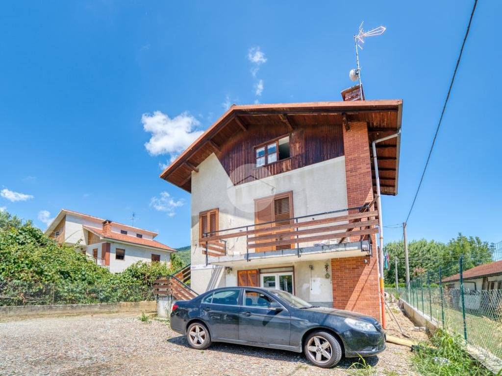 Villa a Giaveno in Via selvaggio, 76 - Foto 2