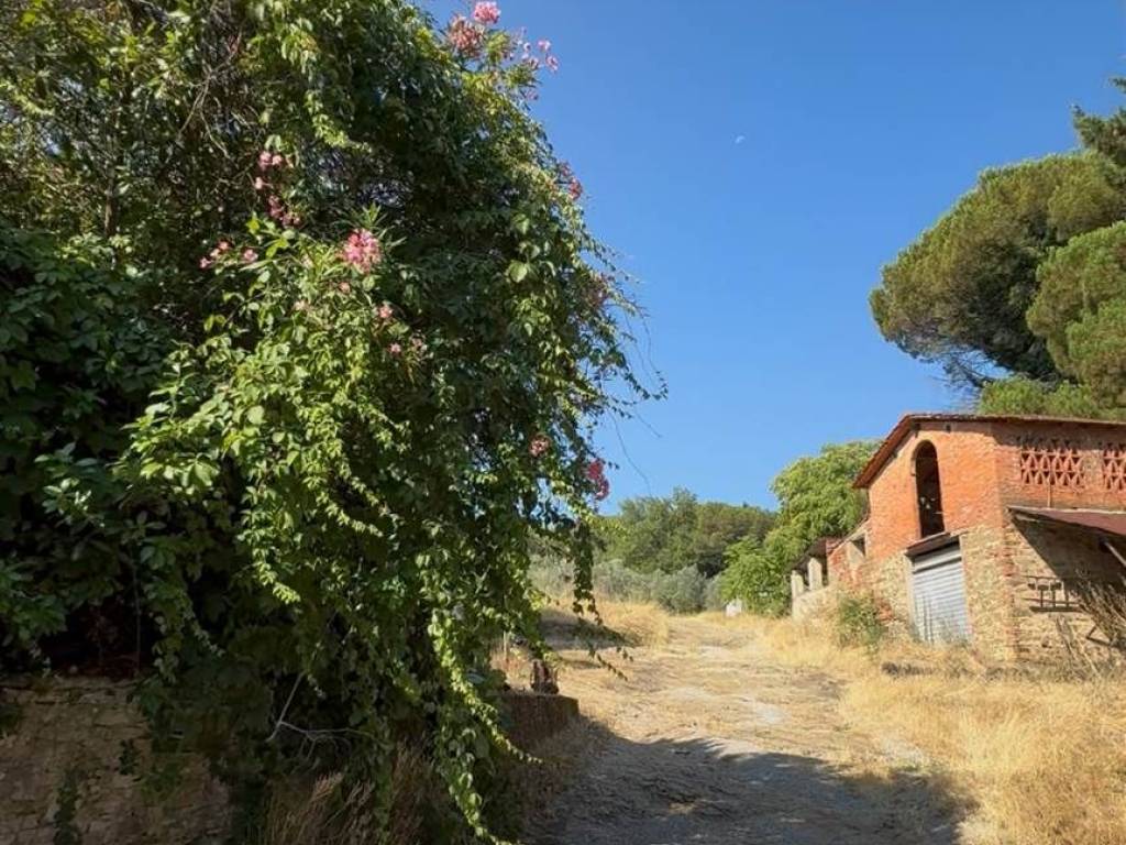 Rustico / casale a Bucine in Località Casa al Piano - Foto 3