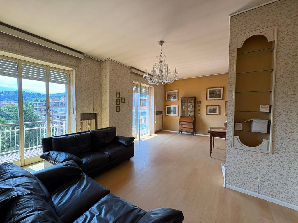 Appartamento a Pinerolo in Via Podgora - Foto 2