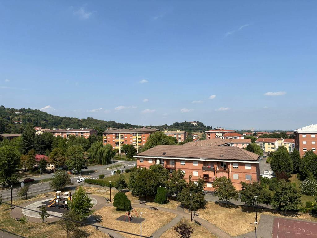 Appartamento a Pinerolo in Via Podgora - Foto 4