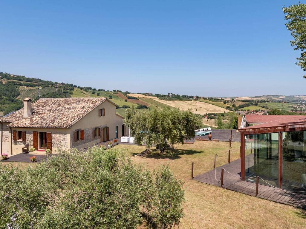 Rustico / casale a Vallefoglia in Via Serra - Foto 2