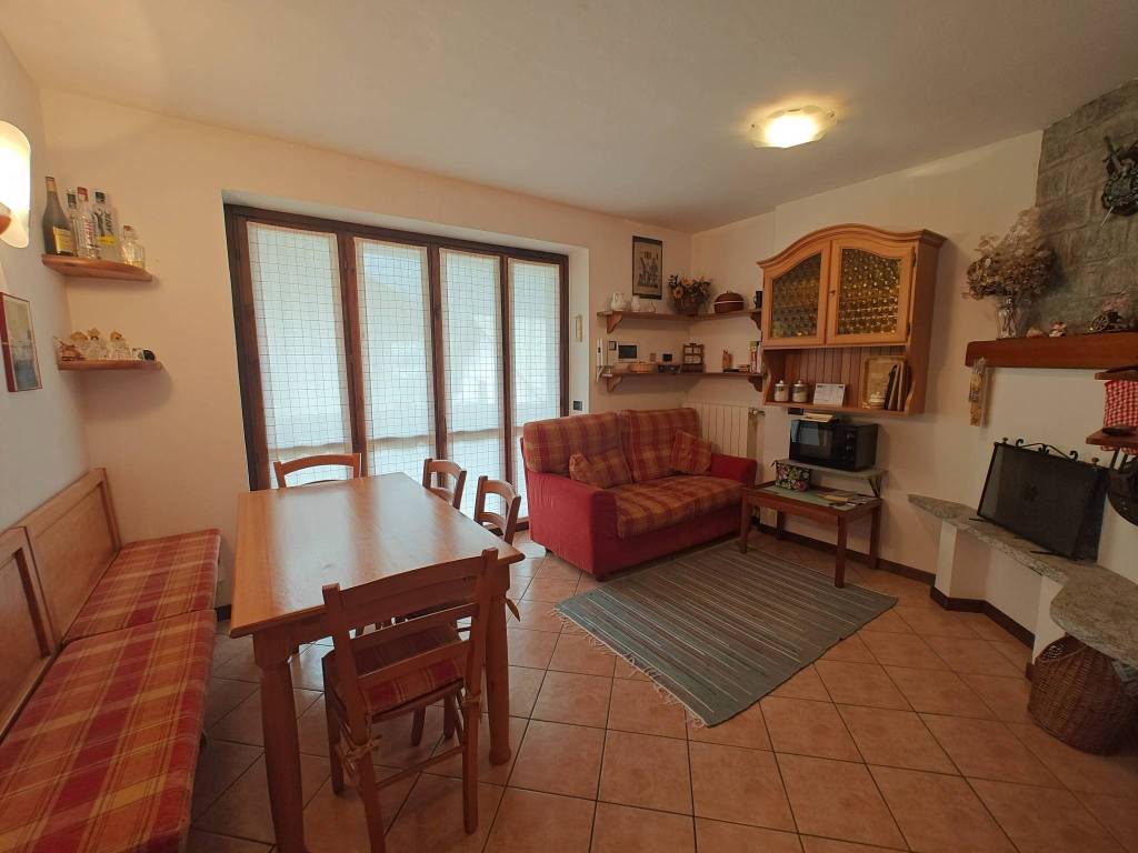 Appartamento a Caspoggio in Via Albertazzi, 11 - Foto 3