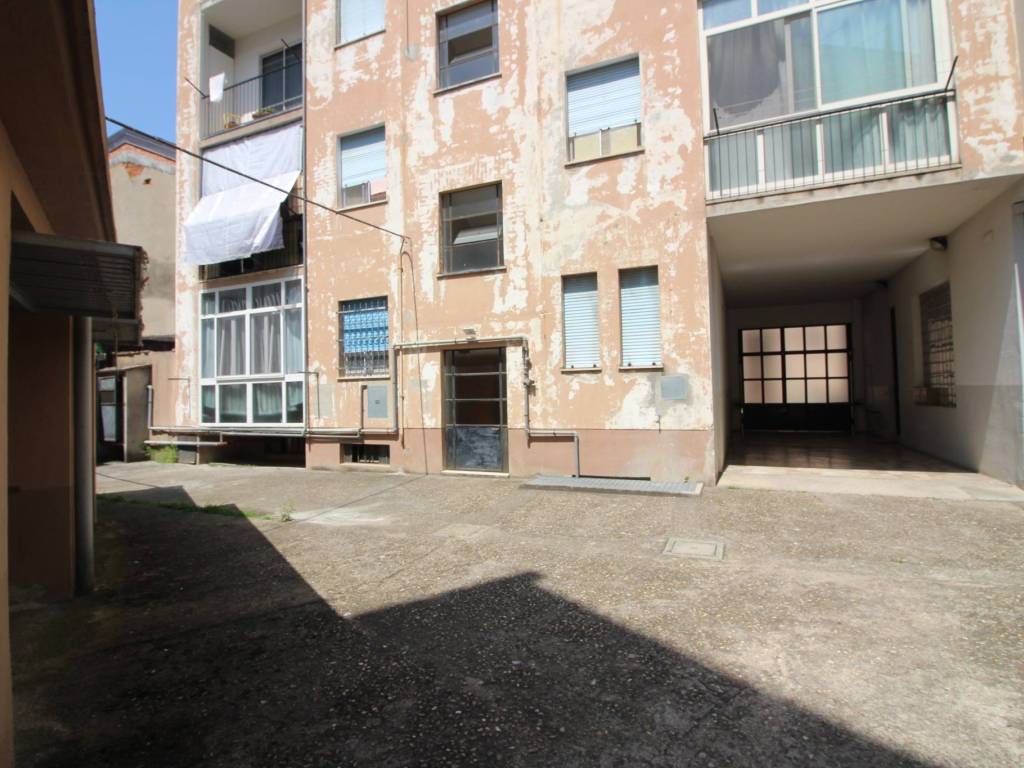 Box / garage a Vercelli in Via Carlo Filippa di Martiniana, 22 - Foto 5