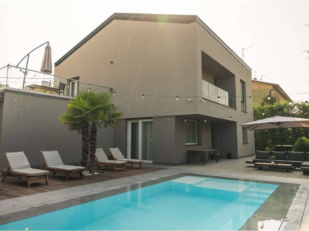 Villa a Bomporto in VIA 1 Maggio, 5 - Foto 2