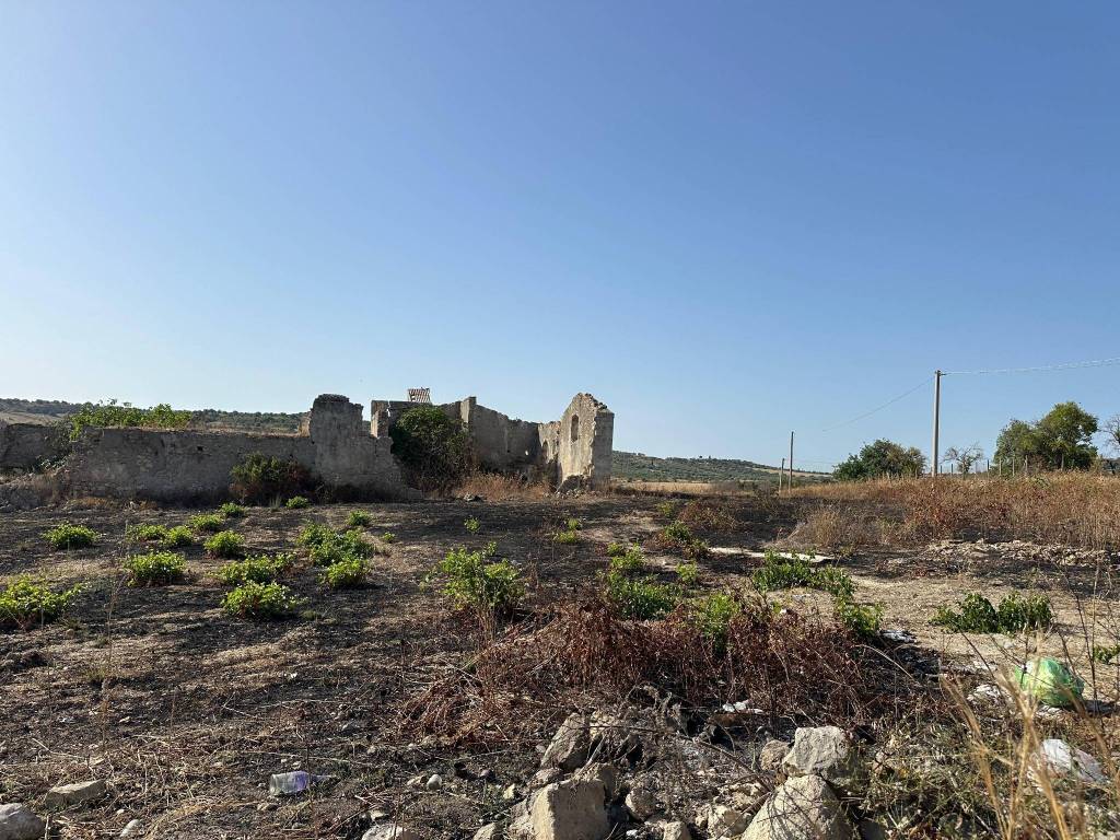 Terreno a Noto in Strada Provinciale Codalupo - Foto 2