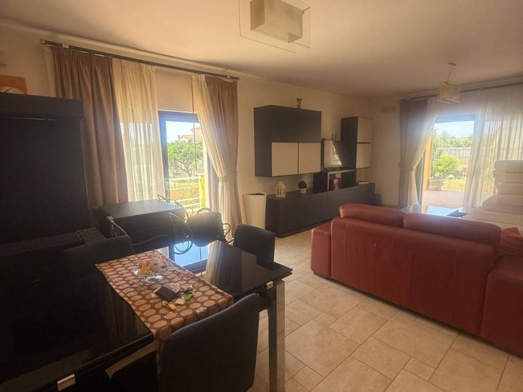 Villa a Crotone in Via delle Conchiglie - Foto 2