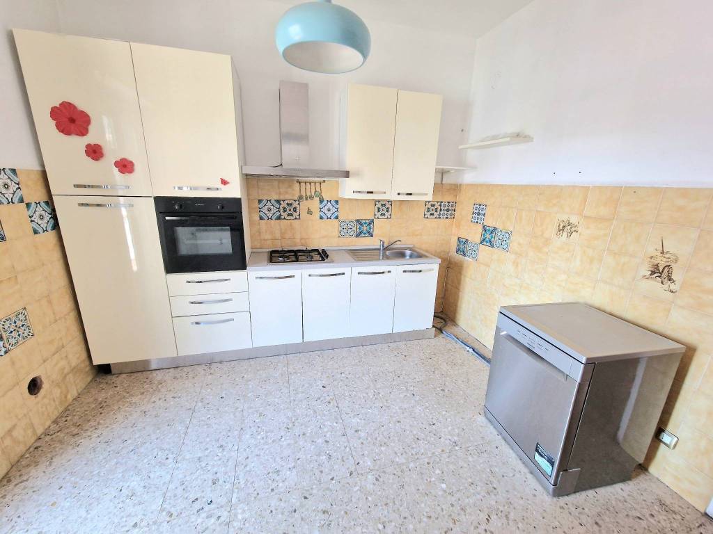 Appartamento a Casale monferrato in Via Filippo Mellana - Foto 4