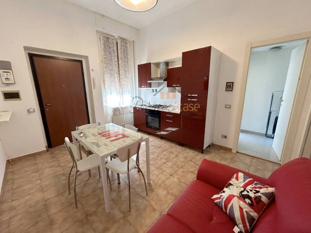 Appartamento a Castellanza in Via Alessandro Volta - Foto 3