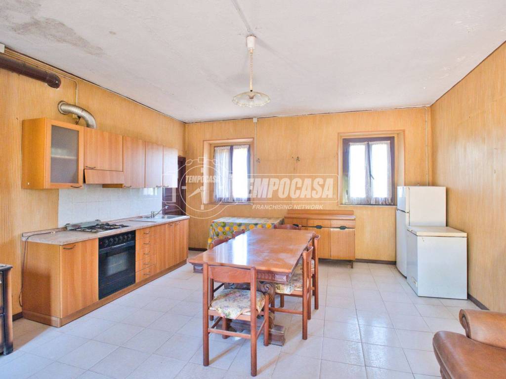 Casa indipendente a Borgolavezzaro in Via Tornaco - Foto 5