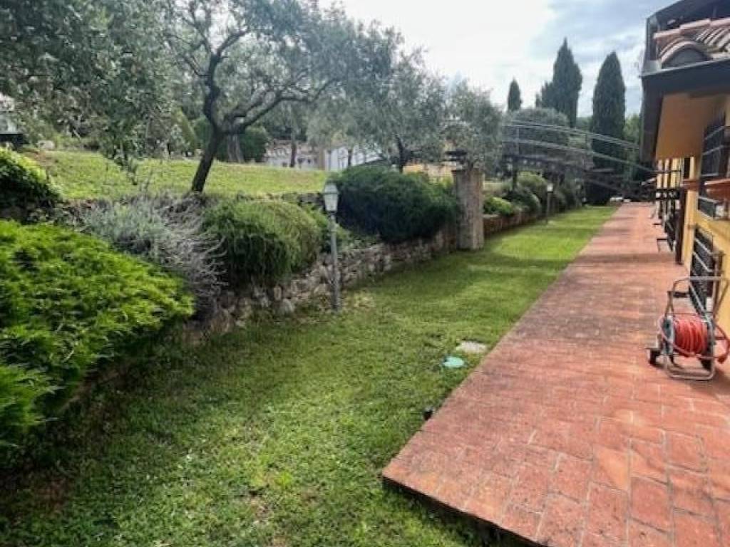 Villa a Castelnuovo magra - Foto 2