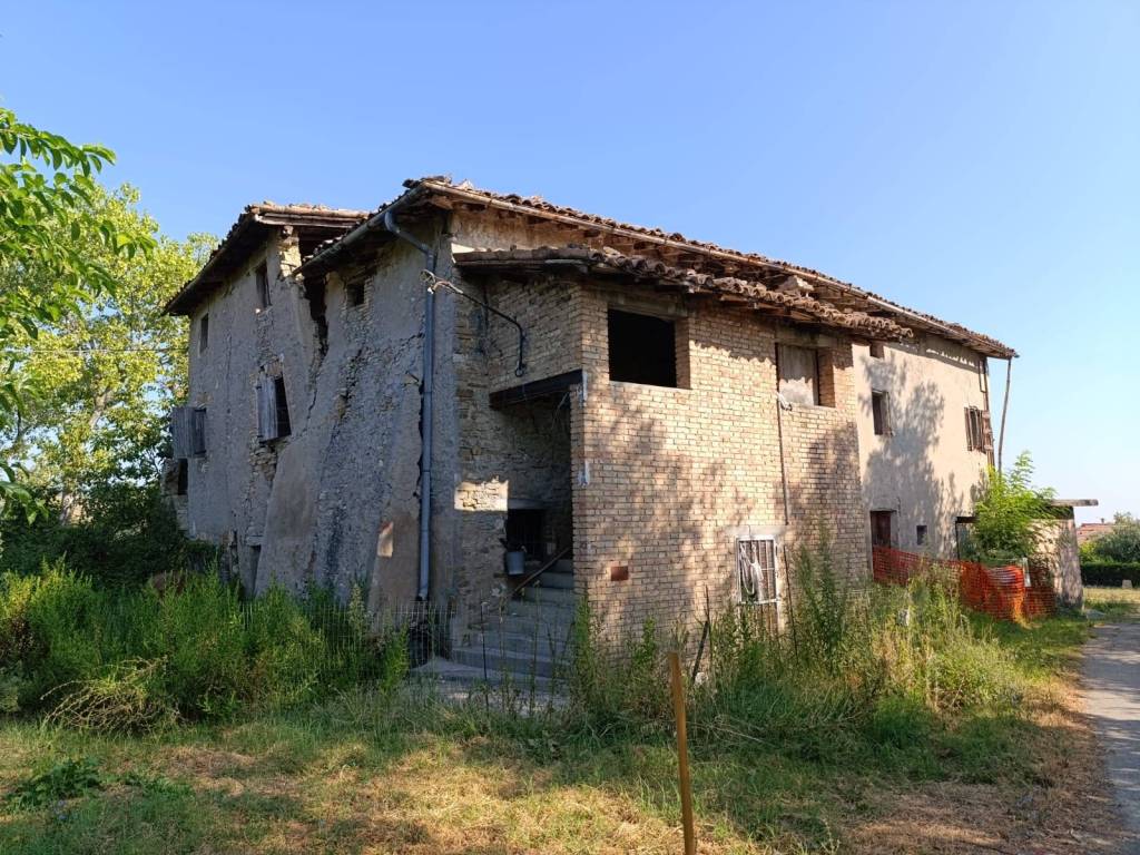 Rustico / casale a Castelvetro di modena in Via Sinistra Guerro, 49 - Foto 2