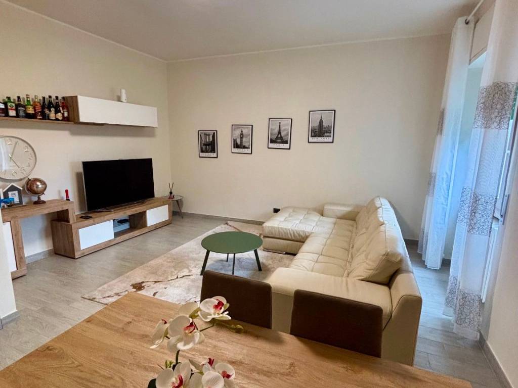 Appartamento a Castiglione olona in Via Papa Giovanni XXIII - Foto 4
