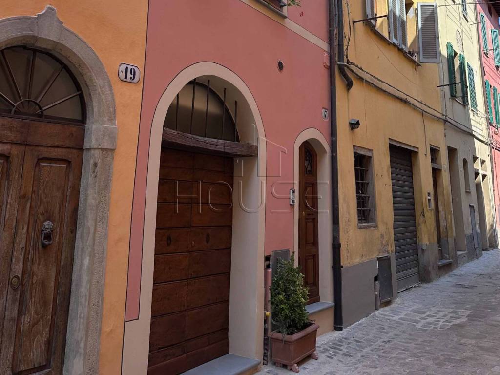 Appartamento a Città di castello in Via della Rotonda - Foto 2