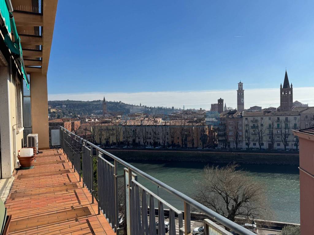 Appartamento a Verona in Via Isonzo, 1 - Foto 4