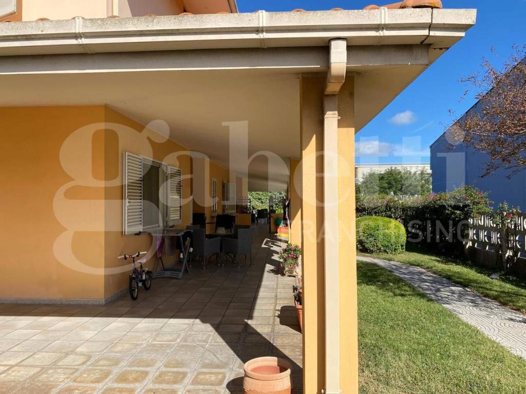 Villa a Oristano in VIA PARIGI, 91 - Foto 2
