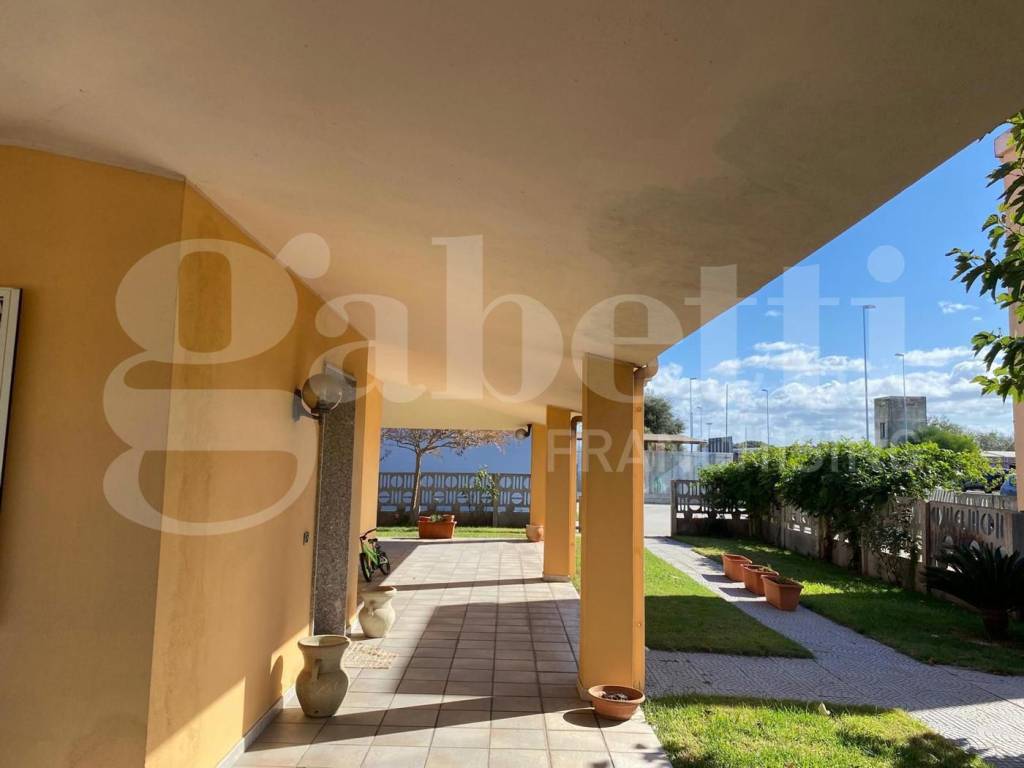 Villa a Oristano in VIA PARIGI, 91 - Foto 3
