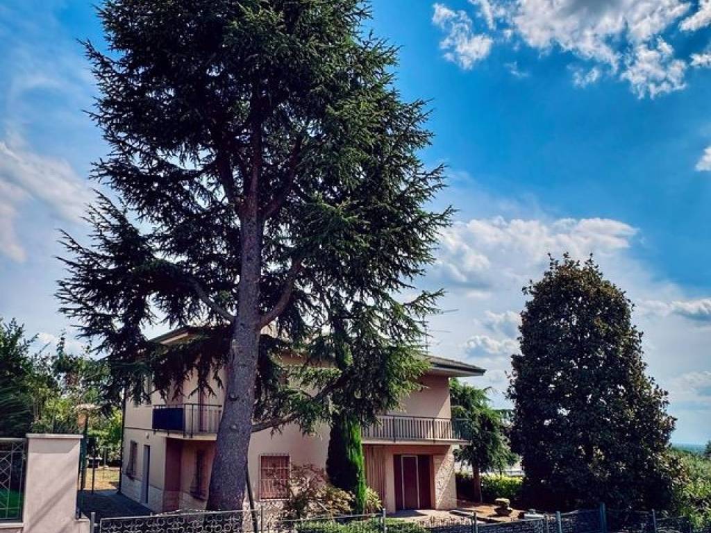 Villa a Castiglione delle stiviere in Via Bernardo Ordanino, 46 - Foto 3