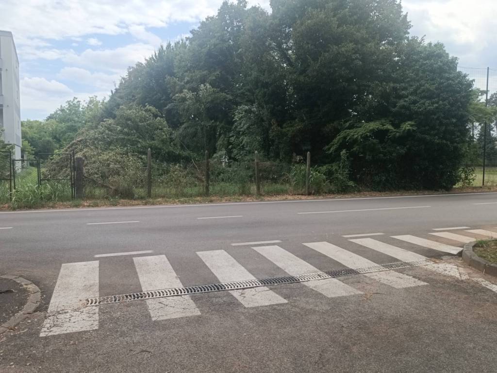 Terreno a Pordenone in Via dello Stadio, 9 - Foto 2
