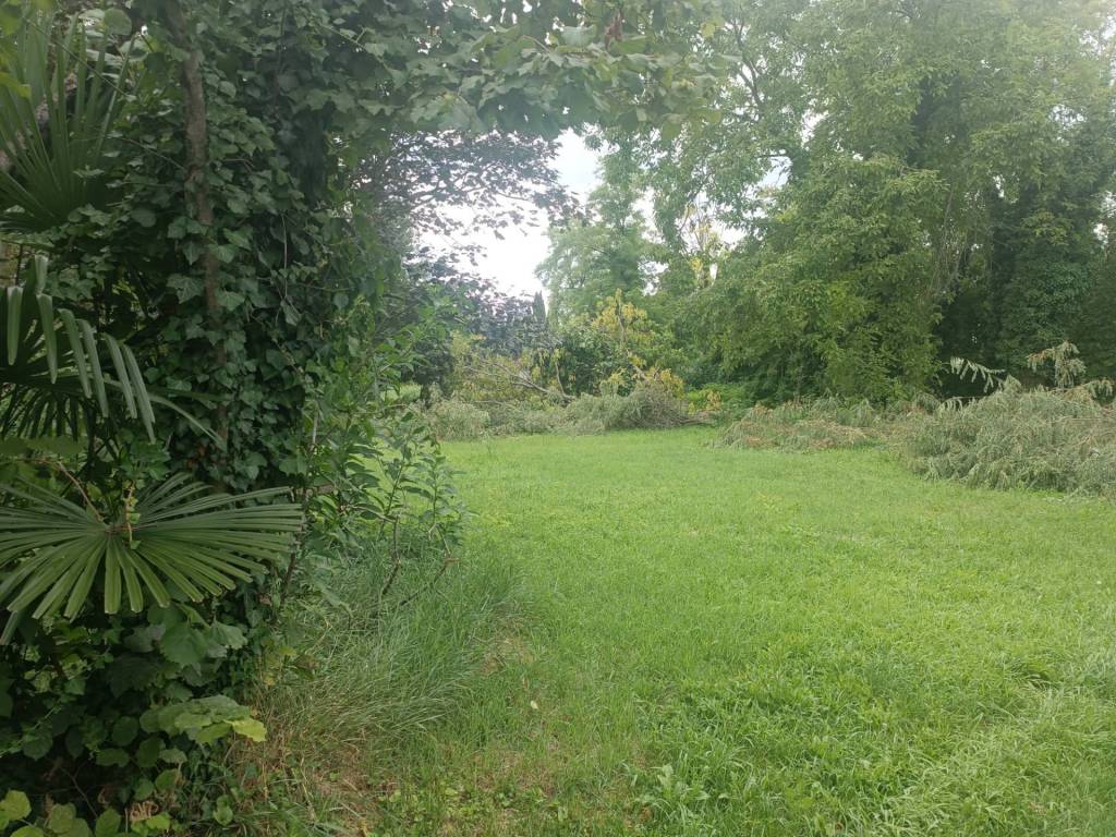 Terreno a Pordenone in Via dello Stadio, 9 - Foto 3