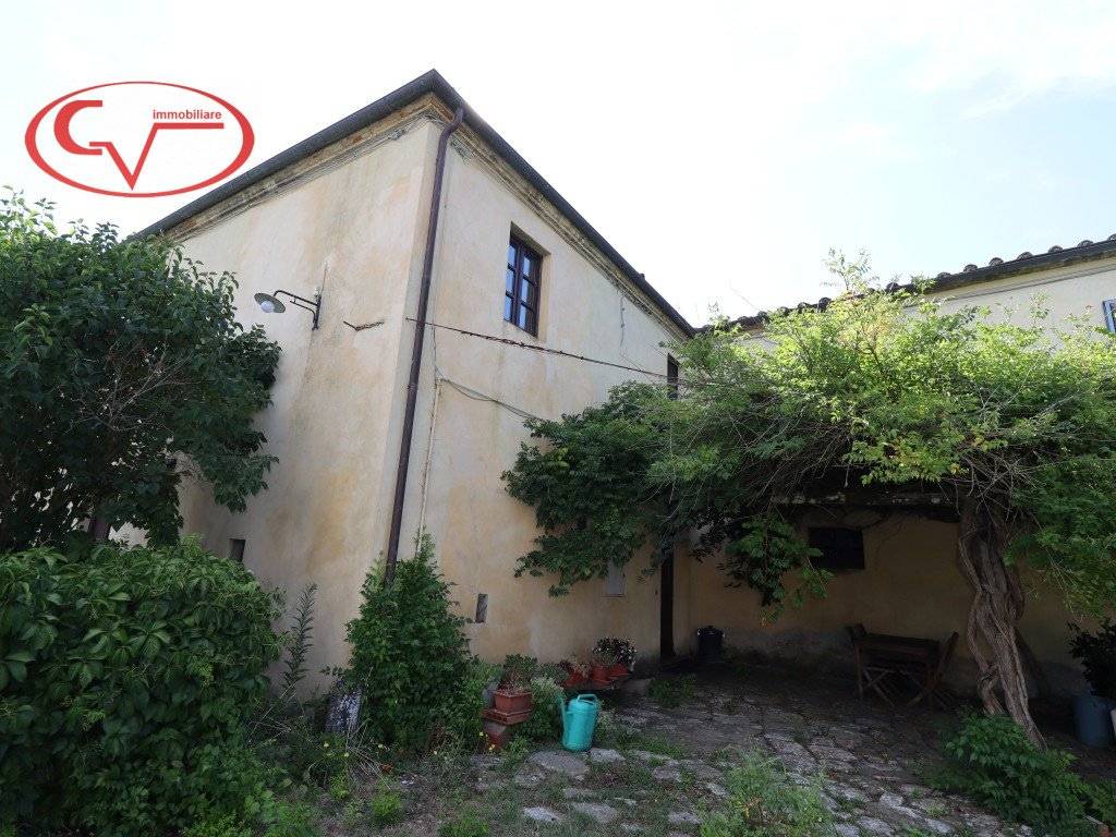 Rustico / casale a Bucine in LEVANE - Foto 2