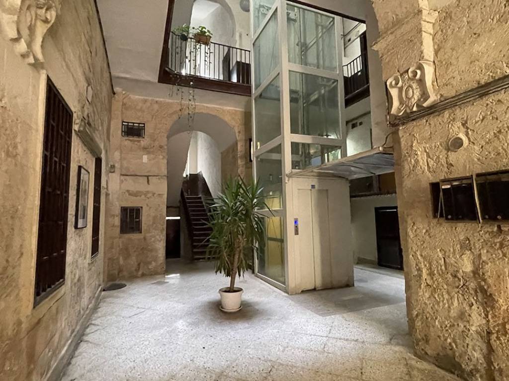 Appartamento a Bari in Via Michele Garruba, 122 - Foto 2