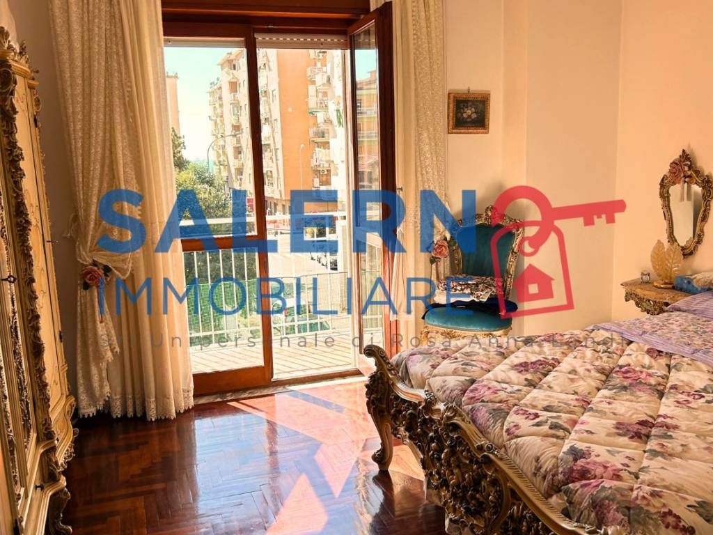 Appartamento a Salerno in Via Claudio Guerdile, 79 - Foto 2