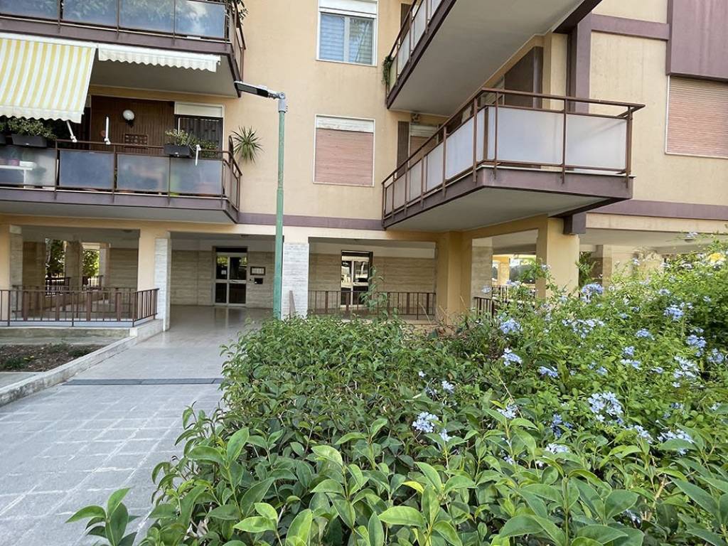 Appartamento a Bari in Via Martiri d'Avola - Foto 3