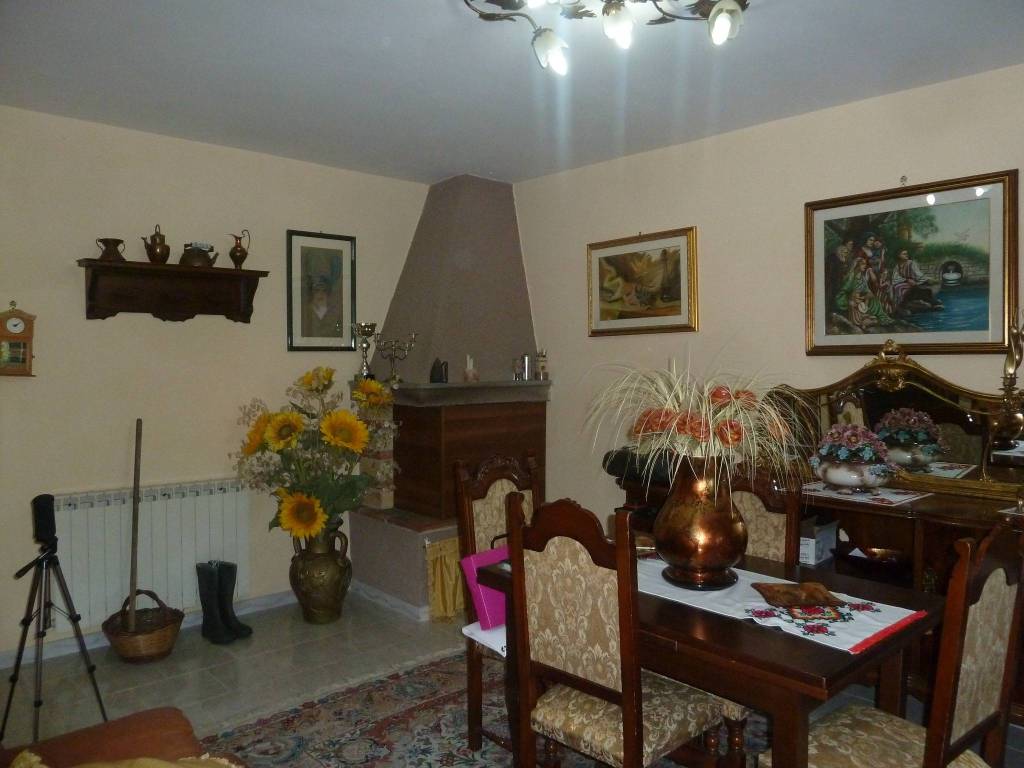 Appartamento a Pereto in Via della Fonte Vecchia, 36 - Foto 2