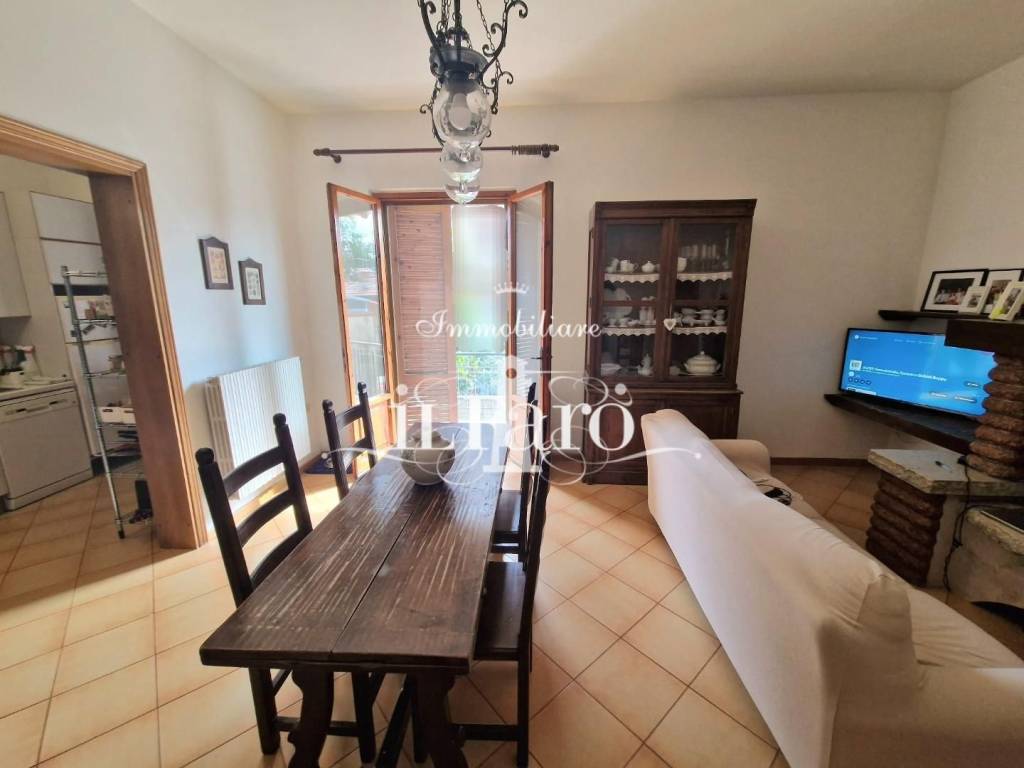 Casa indipendente a Campi bisenzio in Via della Crescia - Foto 4