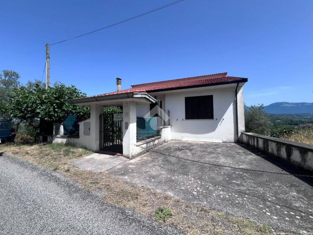 Casa indipendente a Torrice in Via Piana, 20 - Foto 2