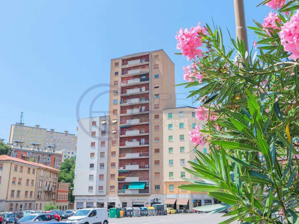 Appartamento a Trieste in Piazza dei Foraggi, 8 - Foto 2