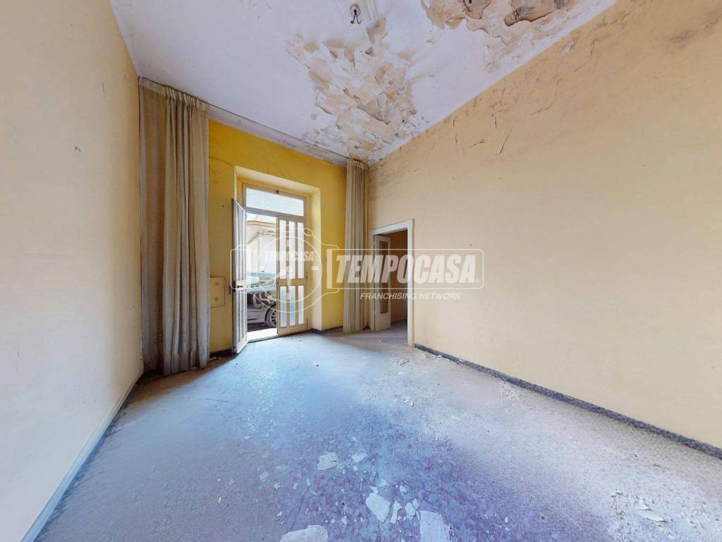 Casa indipendente a Acquaviva delle fonti in Via Fratelli Solazzo - Foto 3
