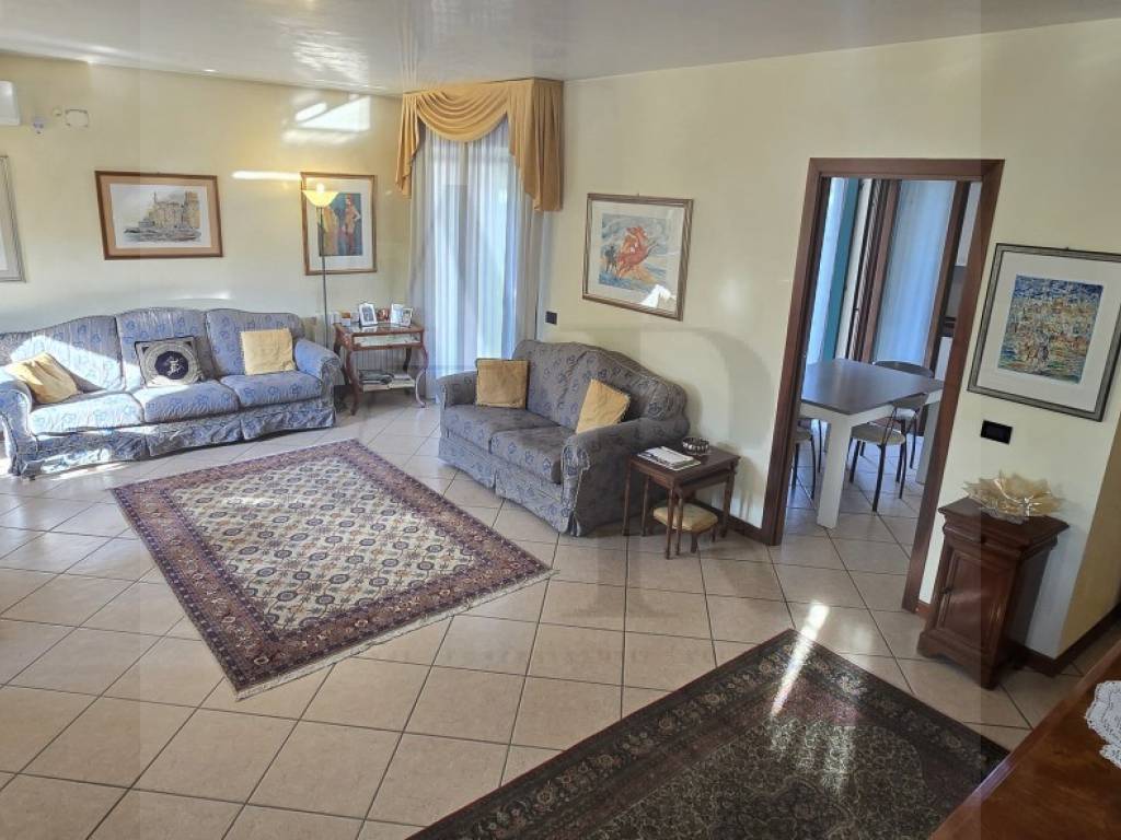 Villa a Selvazzano dentro in Via Caldonazzo - Foto 5