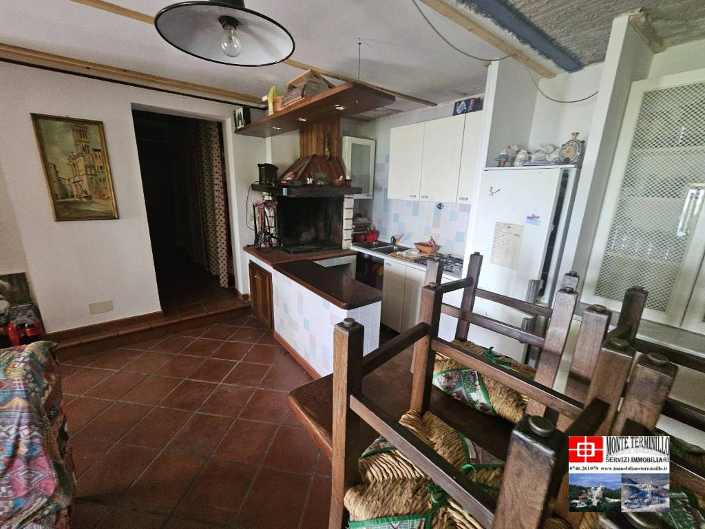 Appartamento a Rieti in Via dell'Anello - Foto 2