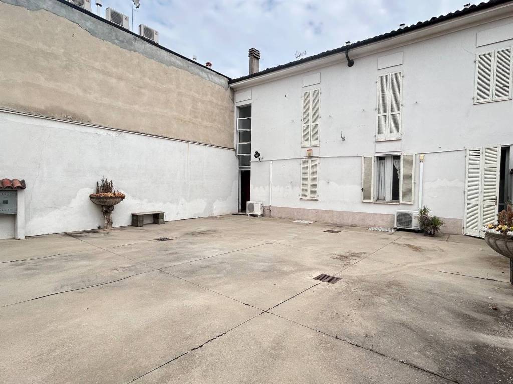 Appartamento a Castelletto monferrato in Via Roma, 32 - Foto 2